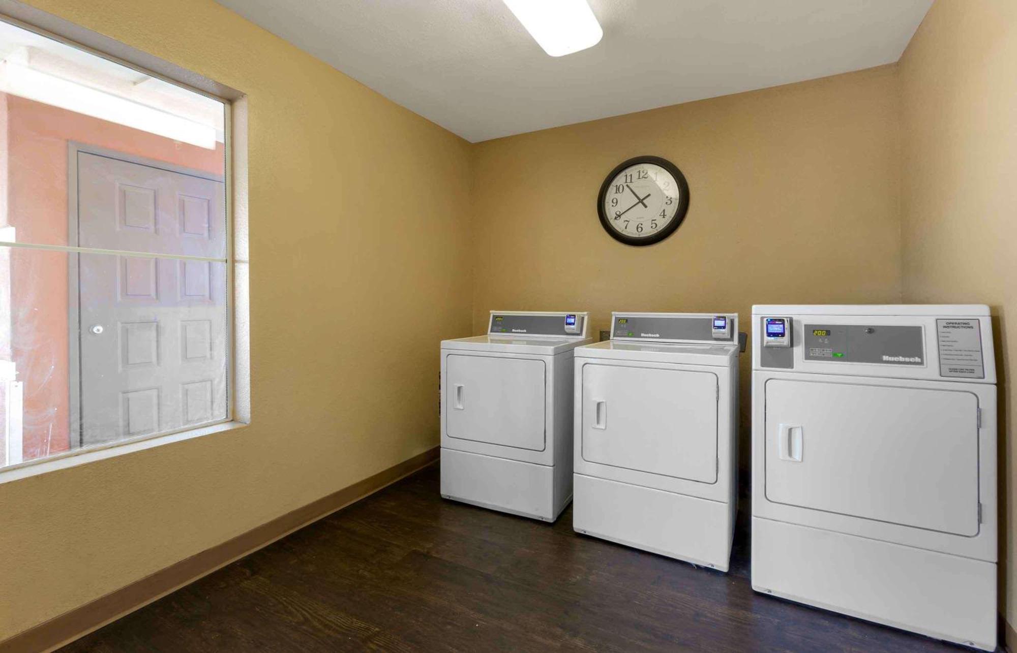 Extended Stay America Suites - Phoenix - Chandler - E Chandler Blvd Exteriör bild